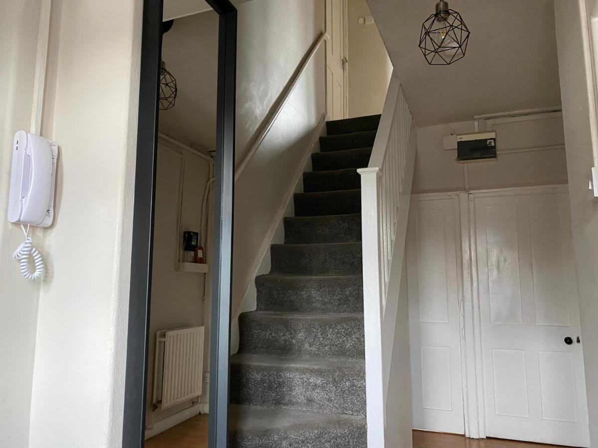 Riberfra Apartment Лондон Экстерьер фото